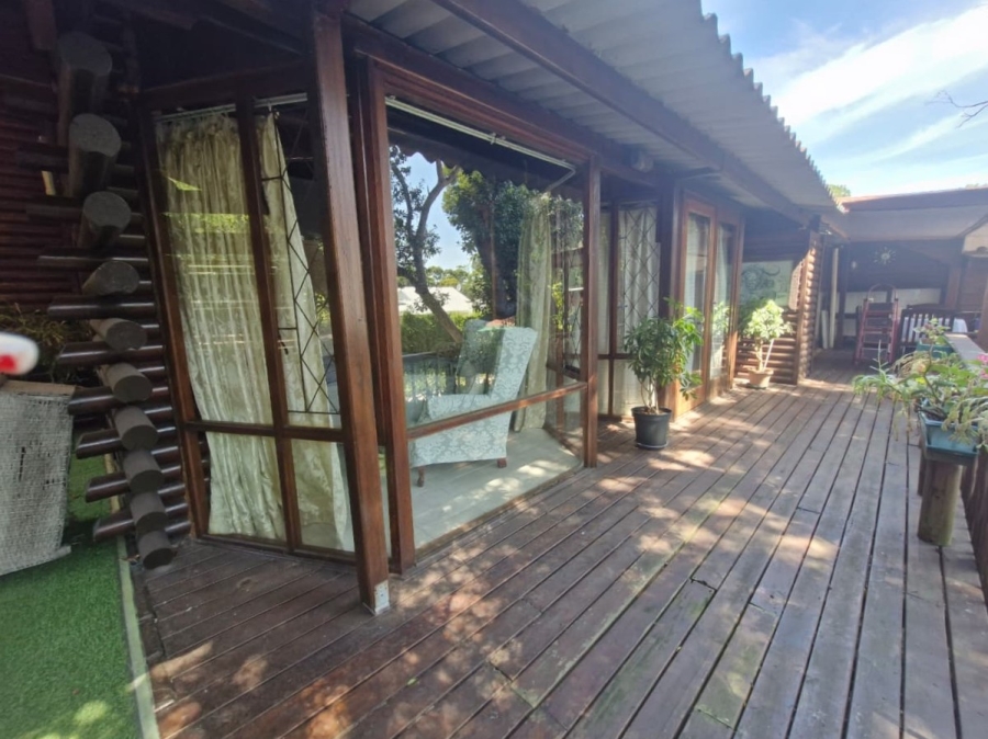 To Let 2 Bedroom Property for Rent in Hunters Home Western Cape
